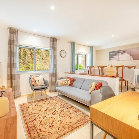 Guestready - Charming Near Cristo-rei Statue *